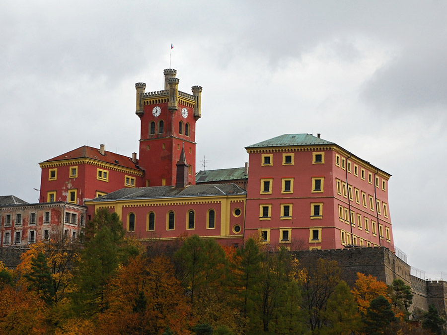 Hrad Mírov